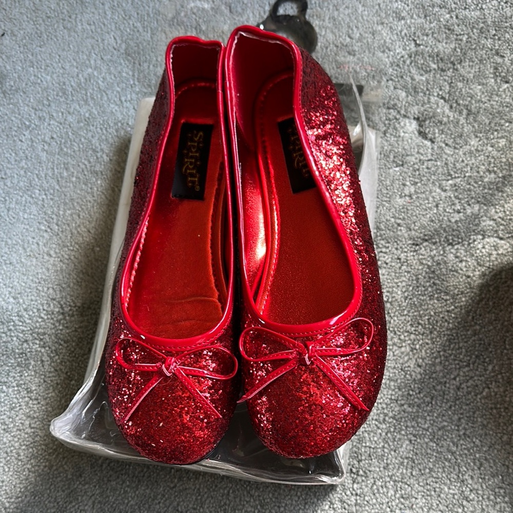 Spirit Red Dress Shoes with Glossy Finish